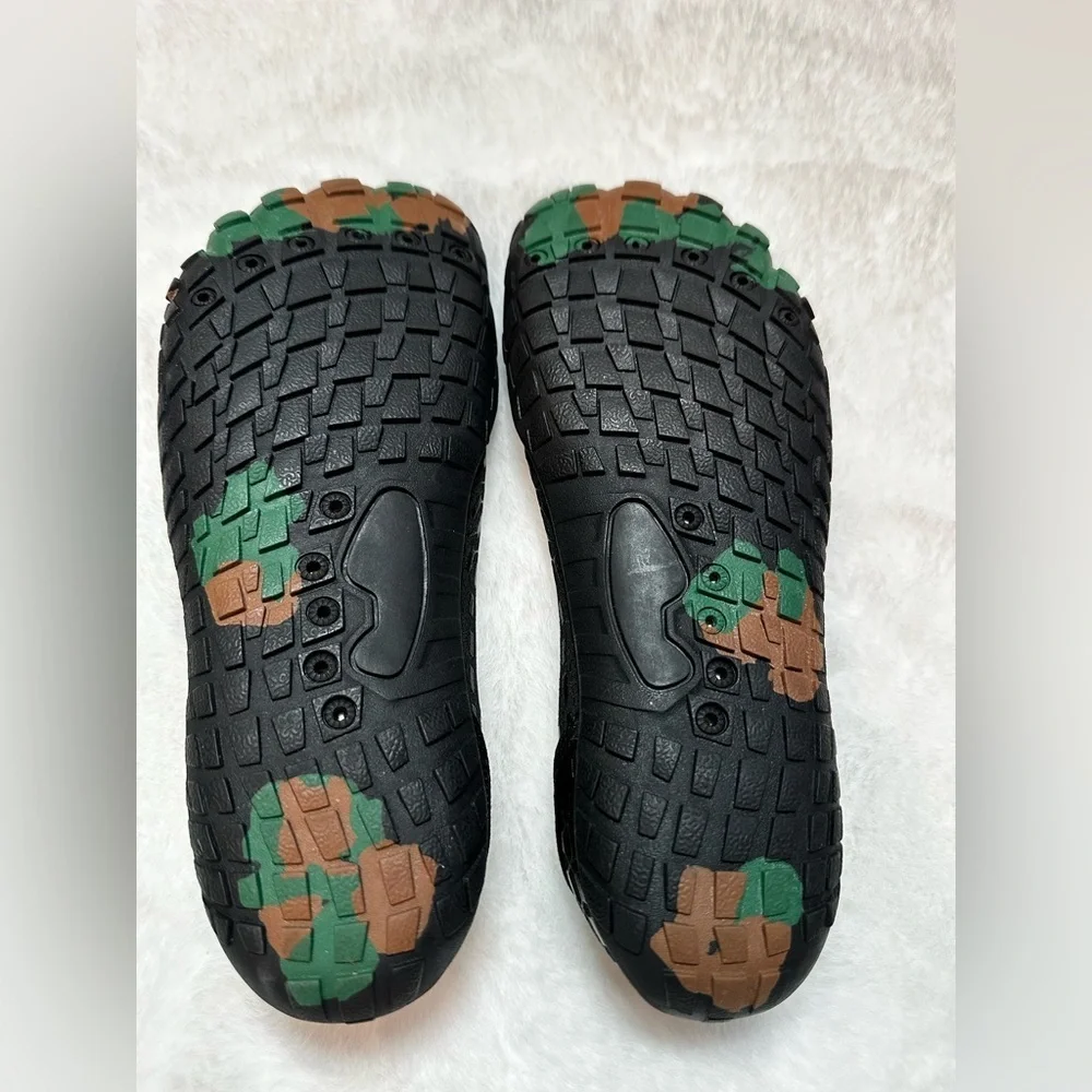 Women's Black Mesh water shoes-